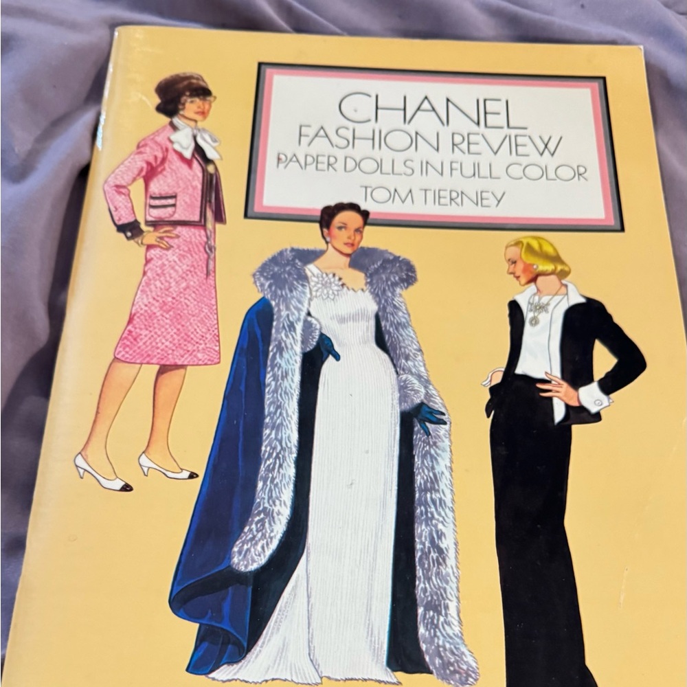 Paper dolls